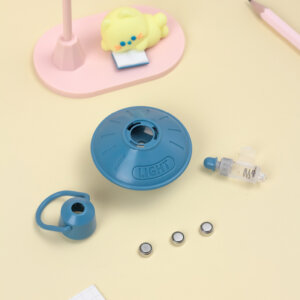 만화 고양이 LED 책상 램프 – 침대 옆이나 공부를 위한 부드러운 조명