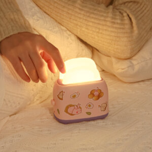 Симпатичный хлеб -тостер ночной свет