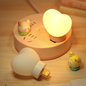 하트 모양 USB 야간 조명 - 플러그 앤 글로우 주변 램프