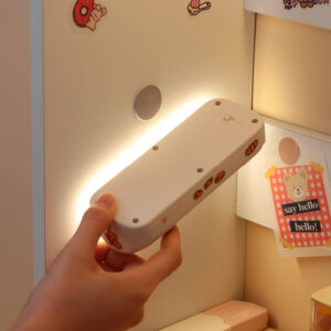 모션 센서가있는 충전식 LED 야간 조명