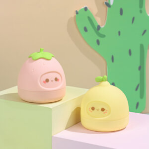 可爱的草莓夜灯给孩子 -  USB可充电LED环境灯