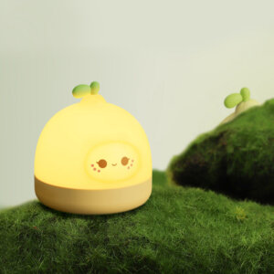 可爱的草莓夜灯给孩子 -  USB可充电LED环境灯
