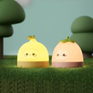 可爱的草莓夜灯给孩子 -  USB可充电LED环境灯